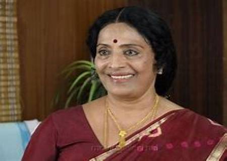 கே ஆர் விஜயா 75 ஆண்டு தமிழ் சினிமாவின் சிறந்த நடிகை.