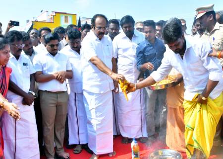 ரூ.36.40 கோடி மதிப்பில்,இருவழி சாலைகளை நான்கு வழித்தடமாக அகலப்படுத்தி மேம்படுத்துவதற்கான பணிகளுக்கு அமைச்சர் திரு.தங்கம்தென்னரசு அவர்கள் அடிக்கல் நாட்டி பணிகளை தொடங்கி வைத்தார்.