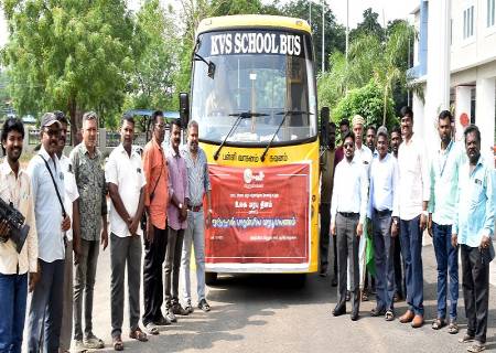 விருதுநகர் மாவட்டத்திலுள்ள முக்கிய தொல்லியல் மற்றும் வரலாற்றுச் சின்னங்களை காண்பதற்காக பத்திரிக்கையாளர்களுக்கான ஒரு நாள்  பாரம்பரிய மரபுப் பயணத்தினை  மாவட்ட ஆட்சித்தலைவர் அவர்கள் கொடியசைத்து தொடங்கி வைத்தார்