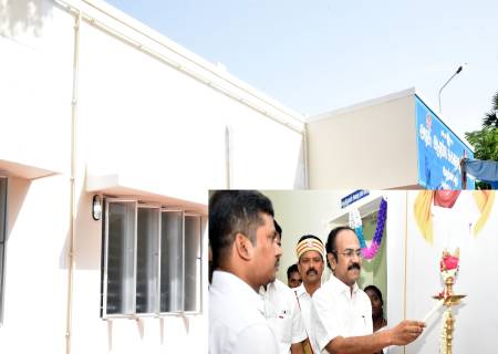 திருச்சுழி வட்டம், இலுப்பையூர் கிராமத்தில்அமைக்கப்பட்டுள்ள புதிய அரசு ஆரம்ப சுகாதார நிலையத்தில்  நிதி, சுற்றுச்சூழல் மற்றும் காலநிலை மாற்றத்துறை அமைச்சர் அவர்கள் மருத்துவ சேவைகளை பொதுமக்களின் பயன்பாட்டிற்காக துவக்கி வைத்தார்.