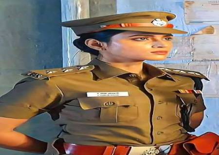 போலீஸ் உடை ஏன் காக்கி நிறத்தில் இருக்கிறது?