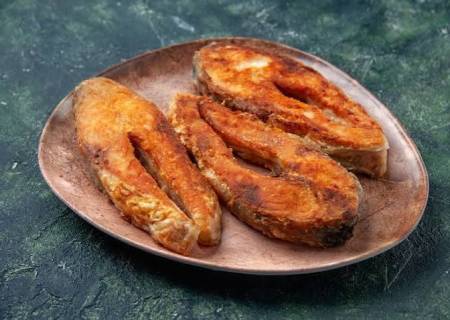 மீன் வறுக்கும்போது அடிக்கடி திருப்பிப் போடாதீர்கள்; 