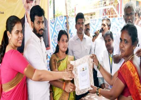 கால்நடைகளுக்கான சுகாதார மற்றும் விழிப்புணர்வு சிறப்பு முகாம்.