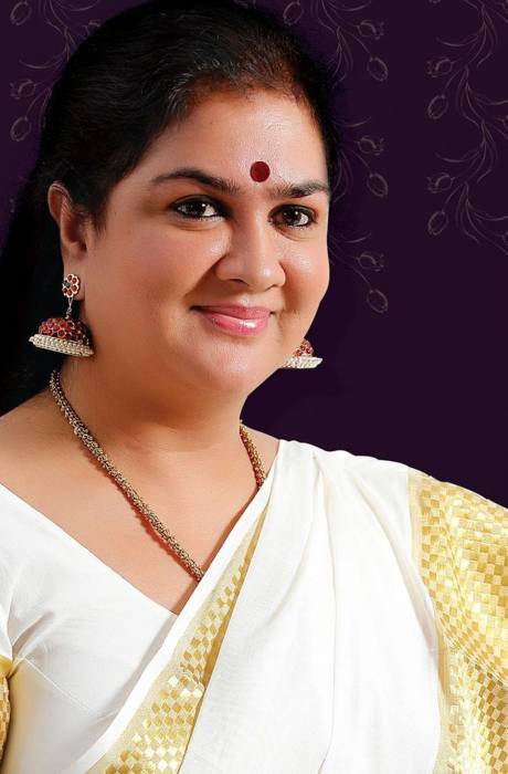 தேசிய விருது தேர்வு குழுவிற்கு நடிகை ஊர்வசி குரல் எழுப்பி உள்ளார்,