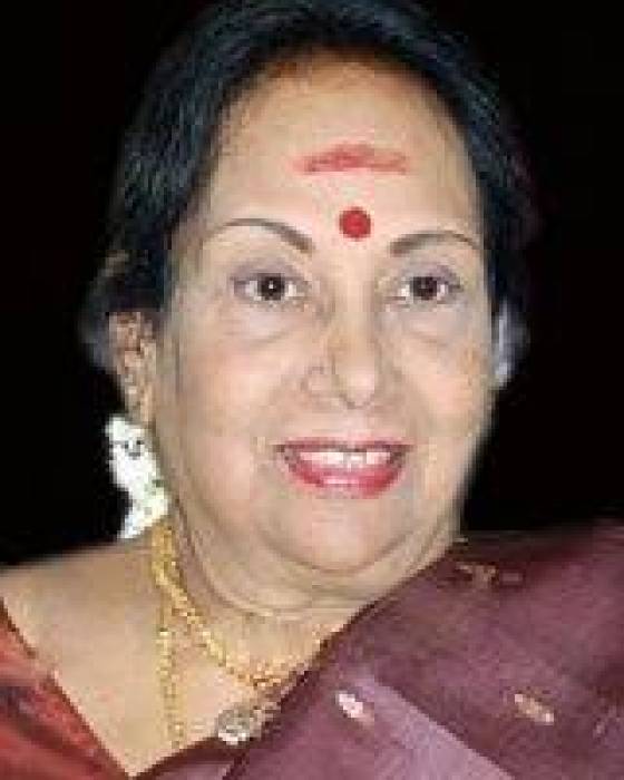 200 படங்கள் வரை நடித்துள்ள ,நடிகை எம்.என்.ராஜத்துக்கு வாழ்நாள் சாதனையாளர் விருது.