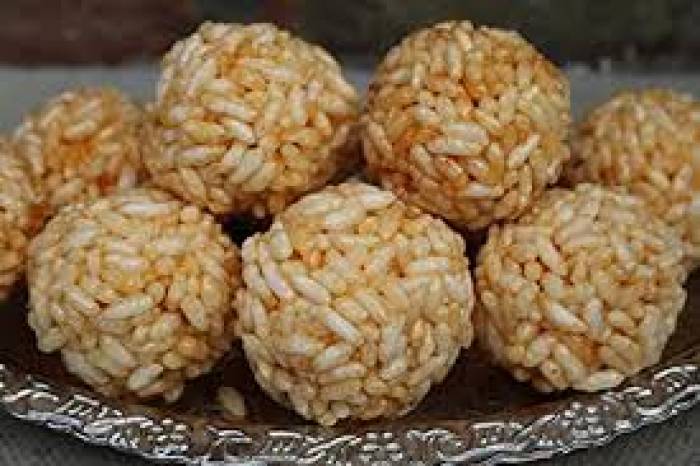 பொரி உருண்டை.
