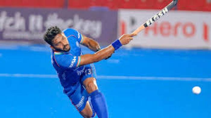 இந்தியா, தென் ஆப்ரிக்க அணிகள் மோதிய ஹாக்கி போட்டியில்  2-2 என்ற கோல் கணக்கில் 'டிரா' ஆனது.