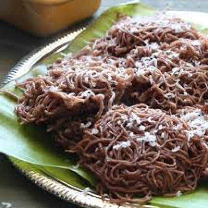 ராகி இடியாப்பம்.