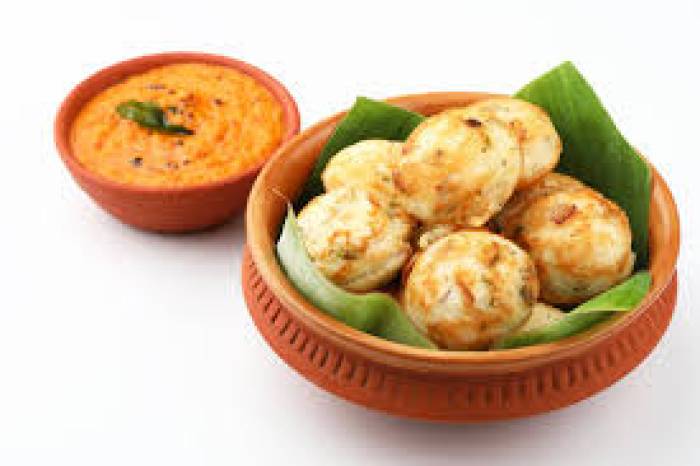 அவல் குழி பணியாரம். 