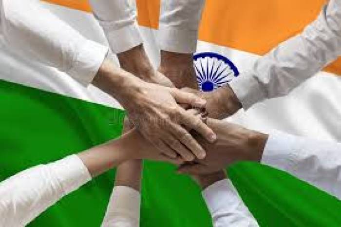 அடம்பன் கொடியும் திரண்டால் மிடுக்கு.