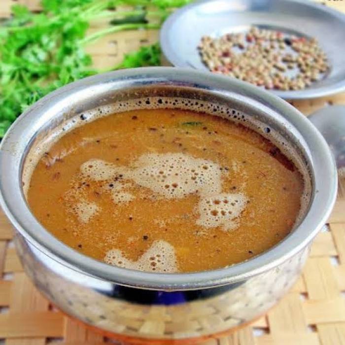 ரசத்திற்கு மிளகு, சீரகம் அரைக்கும் போது அதனுடன் சிறிது கொள்ளு சேர்த்தால் ரசத்தின் சுவை கூடும்.